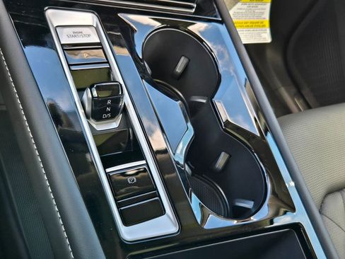 New 2026 Volkswagen Atlas SEL Premium R-Line AWD/4WD image 11