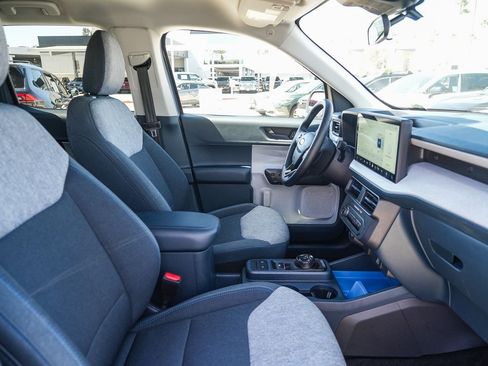 Used 2025 Ford Maverick XLT w/ XLT Luxury Package AWD/4WD image 16