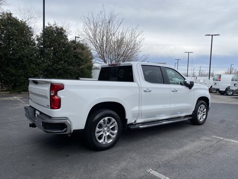 Used 2024 Chevrolet Silverado 1500 LTZ w/ Technology Package image 9