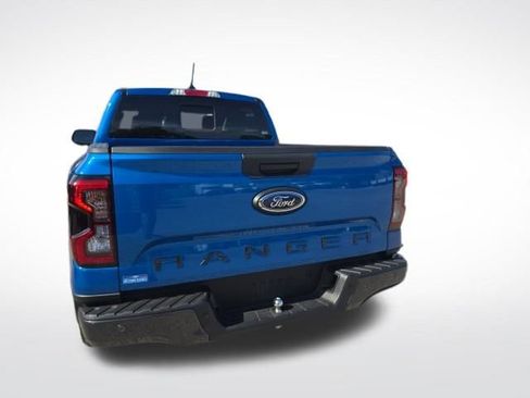 Used 2025 Ford Ranger Lariat RWD image 5