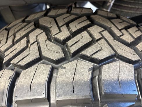 Used 2024 Chevrolet Silverado 1500 RST w/ Convenience Package II image 20