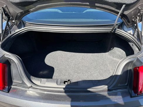 Used 2015 Ford Mustang GT RWD image 13
