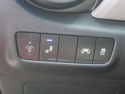 Used 2021 Hyundai Kona SEL FWD image 29