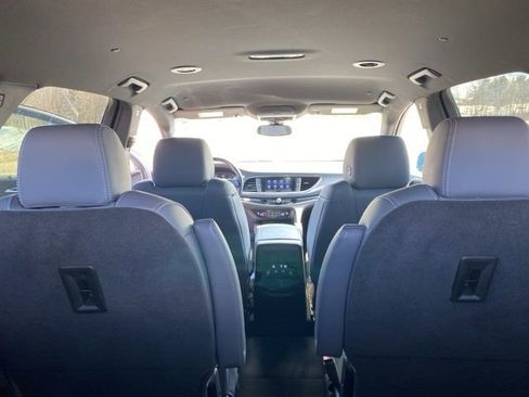 Used 2023 Buick Enclave Essence w/ Sport Touring Edition image 31