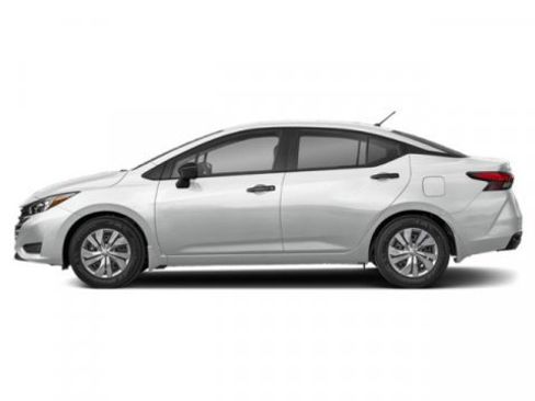 Used 2025 Nissan Versa S image 3