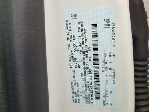 Used 2024 Ford Escape ST-Line w/ Equipment Group 301A FWD image 19