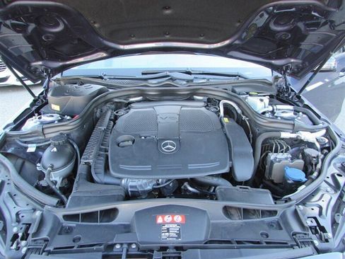 Used 2014 Mercedes-Benz E 350 Sedan image 19