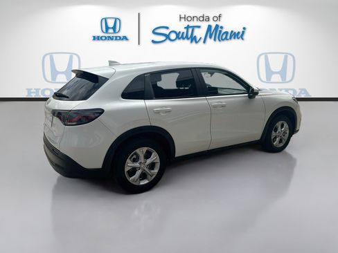 Used 2024 Honda HR-V LX image 7