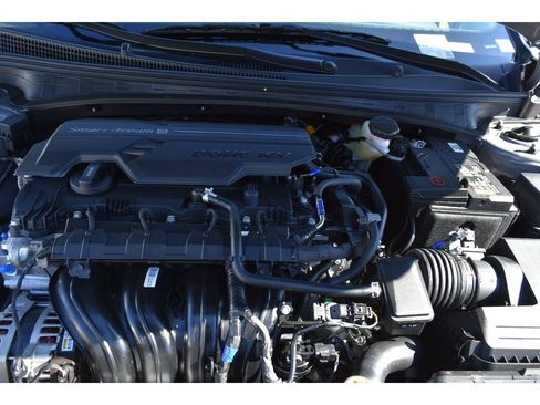 New 2026 Hyundai Elantra Limited image 8