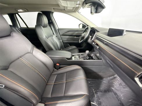 Certified 2025 MAZDA CX-50 AWD 2.5 Hybrid w/ Premium Pkg image 45