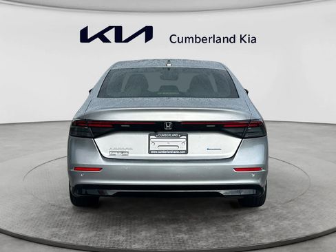 Used 2023 Honda Accord EX-L image 4