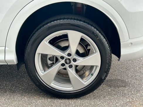 New 2025 Audi Q5 Premium Plus image 59