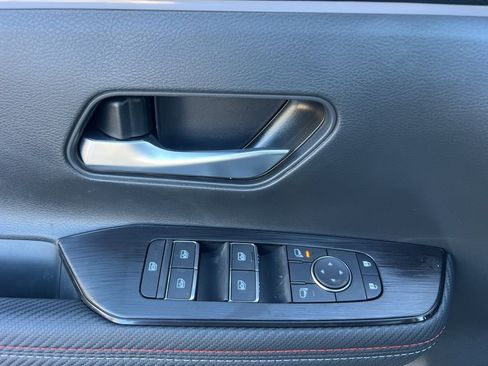 New 2026 Nissan Kicks SR w/ Cold Weather Package AWD/4WD image 17