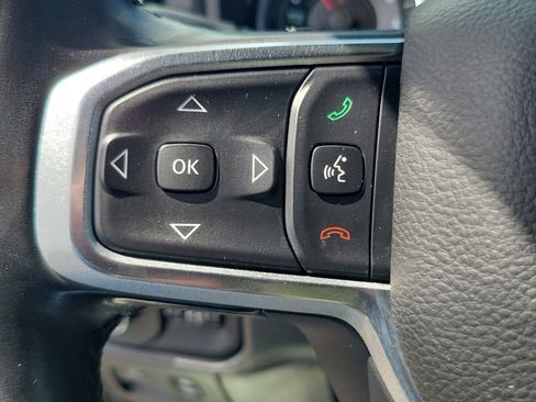 Used 2019 RAM 1500 Laramie AWD/4WD image 19