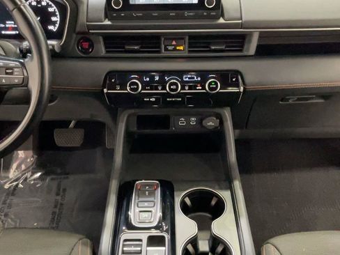 Used 2023 Honda Pilot Sport image 27