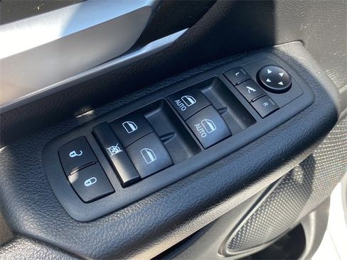 Used 2021 RAM 1500 Big Horn image 20