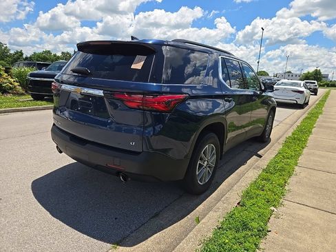 Used 2023 Chevrolet Traverse LT w/ LPO, Floor Liner Package AWD/4WD image 3