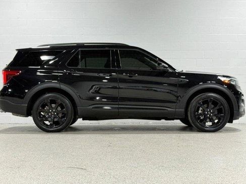 Used 2024 Ford Explorer ST w/ Equipment Group 401A image 4