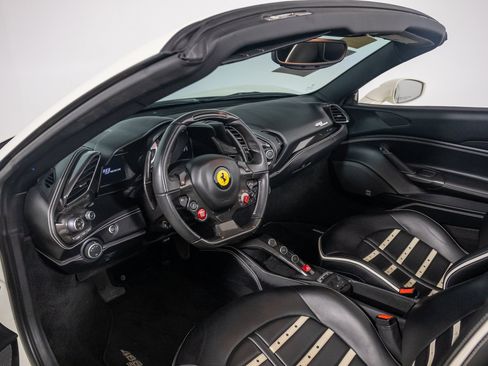 Used 2017 Ferrari 488 Spider RWD image 27