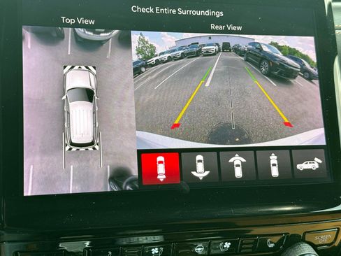 Used 2023 Jeep Grand Cherokee Summit image 21