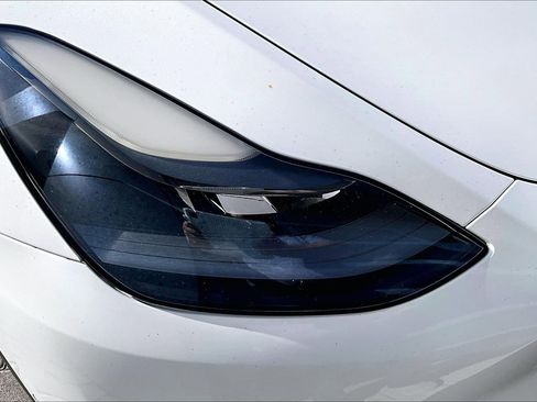 Used 2021 Tesla Model Y Performance image 27