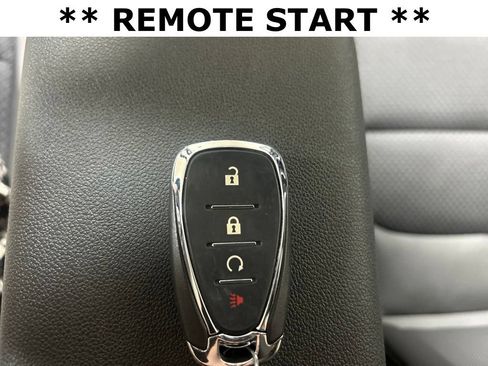 Used 2023 Chevrolet TrailBlazer RS w/ Convenience Package AWD/4WD image 13