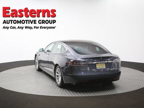 Used 2018 Tesla Model S 100D AWD/4WD image 33