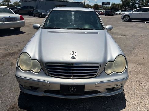 Used 2005 Mercedes-Benz C 230 Sedan image 2