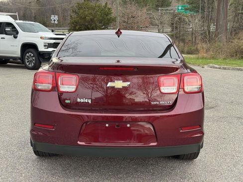 Used 2015 Chevrolet Malibu LT image 21