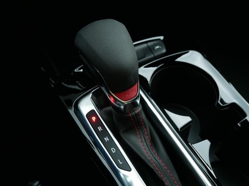 New 2026 Chevrolet Trax RS w/ Driver Confidence Package FWD image 9