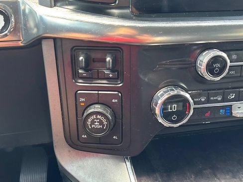 Used 2021 Ford F150 Lariat AWD/4WD image 14