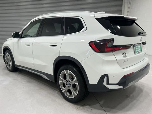 Used 2025 BMW X1 xDrive28i image 6