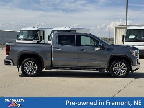 Certified 2021 GMC Sierra 1500 SLT w/ SLT Premium Package AWD/4WD image 3