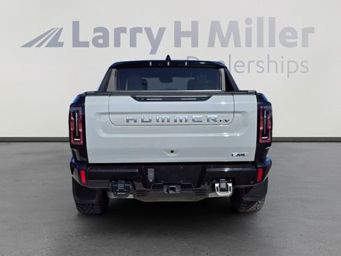 Used 2024 GMC Hummer EV 3X w/ Extreme Off-Road Package image 4