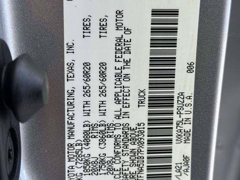 Used 2023 Toyota Tundra Platinum AWD/4WD image 29