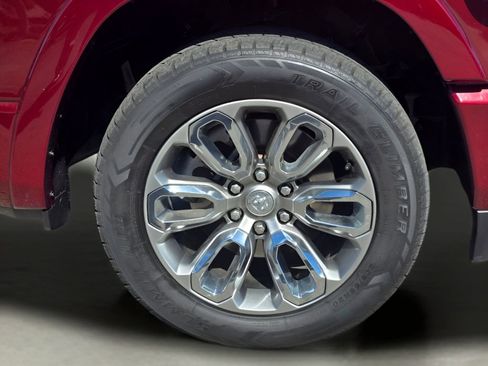Used 2021 RAM 1500 Laramie w/ Sport Appearance Package AWD/4WD image 22