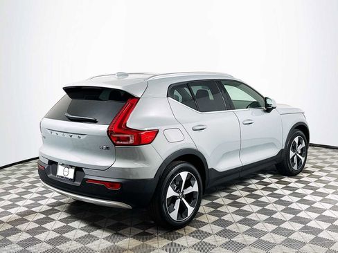 Used 2025 Volvo XC40 B5 Core w/ Climate Package AWD/4WD image 7