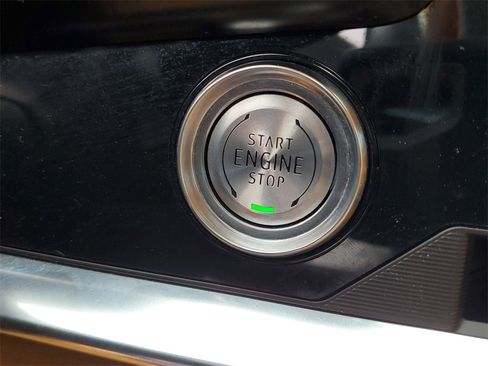 Certified 2021 Chevrolet Corvette Stingray Premium Conv w/ Z51 Performance Package image 22