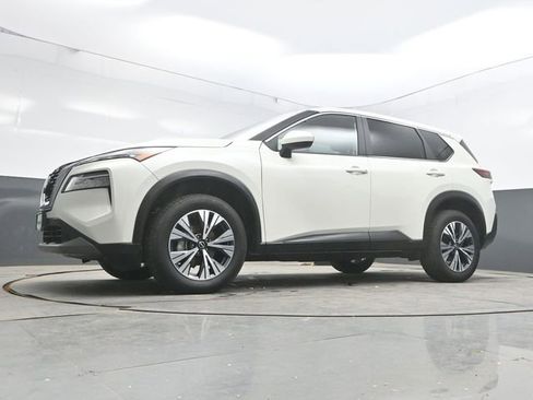 Used 2023 Nissan Rogue SV AWD/4WD image 43