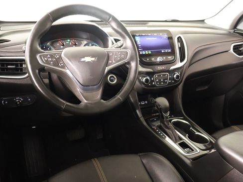 Used 2024 Chevrolet Equinox Premier image 2