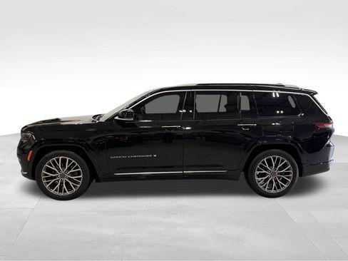 Used 2022 Jeep Grand Cherokee L Summit AWD/4WD image 2