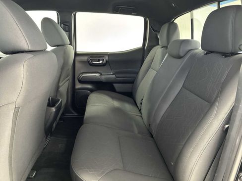 Used 2019 Toyota Tacoma TRD Off-Road image 24