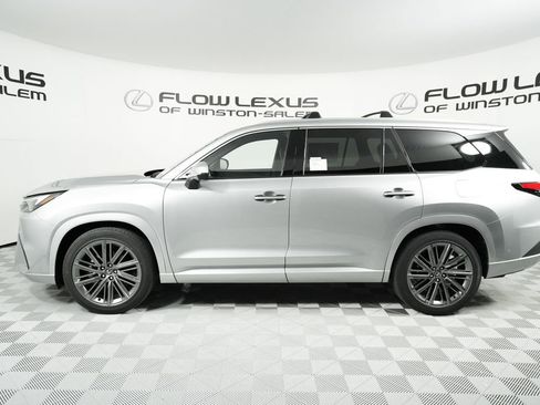 New 2026 Lexus TX 350 350 Luxury 4D Sport Utility image 4