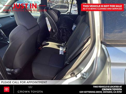 Used 2024 Toyota Corolla Cross AWD Hybrid w/ Moonroof Package image 5