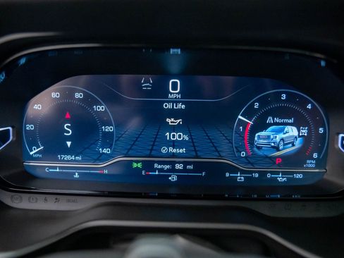 Used 2024 GMC Yukon Denali Ultimate image 22