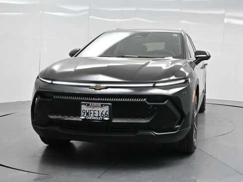 Used 2026 Chevrolet Equinox EV LT FWD image 3