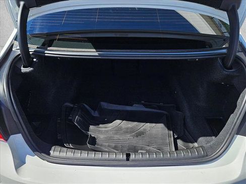 Used 2019 BMW M550i xDrive image 6