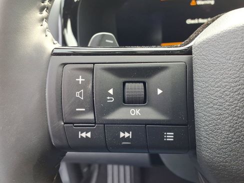 New 2026 Nissan Pathfinder SL image 20