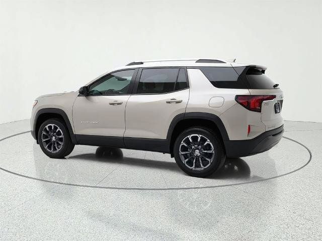 Used 2026 GMC Terrain Elevation w/ Elevation Premium Package FWD image 5