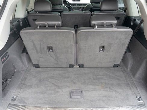 Used 2017 Audi Q7 3.0T Premium Plus w/ Premium Plus Package image 52